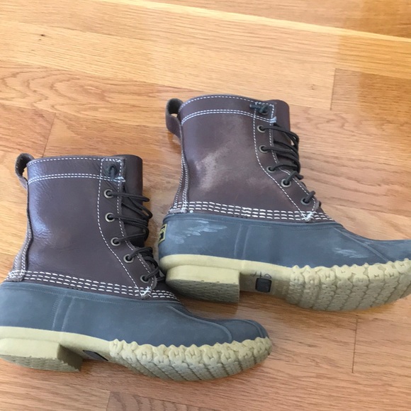 LL Bean dark brown duck/bean boots - Picture 3 of 10